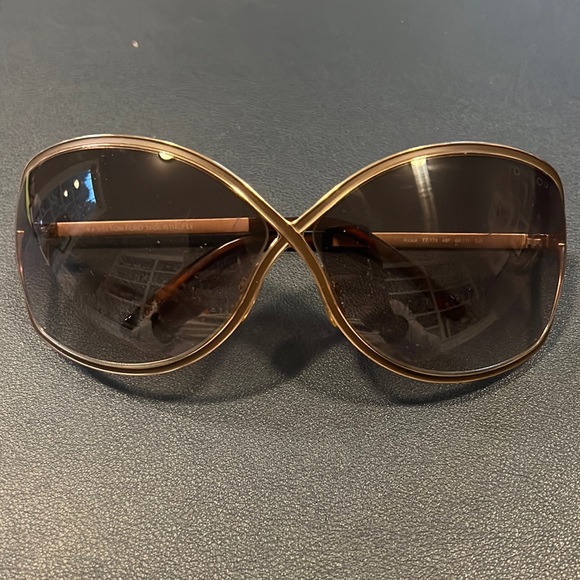 Tom Ford Sunglasses [unsure of the style name] - Picture 1 of 5